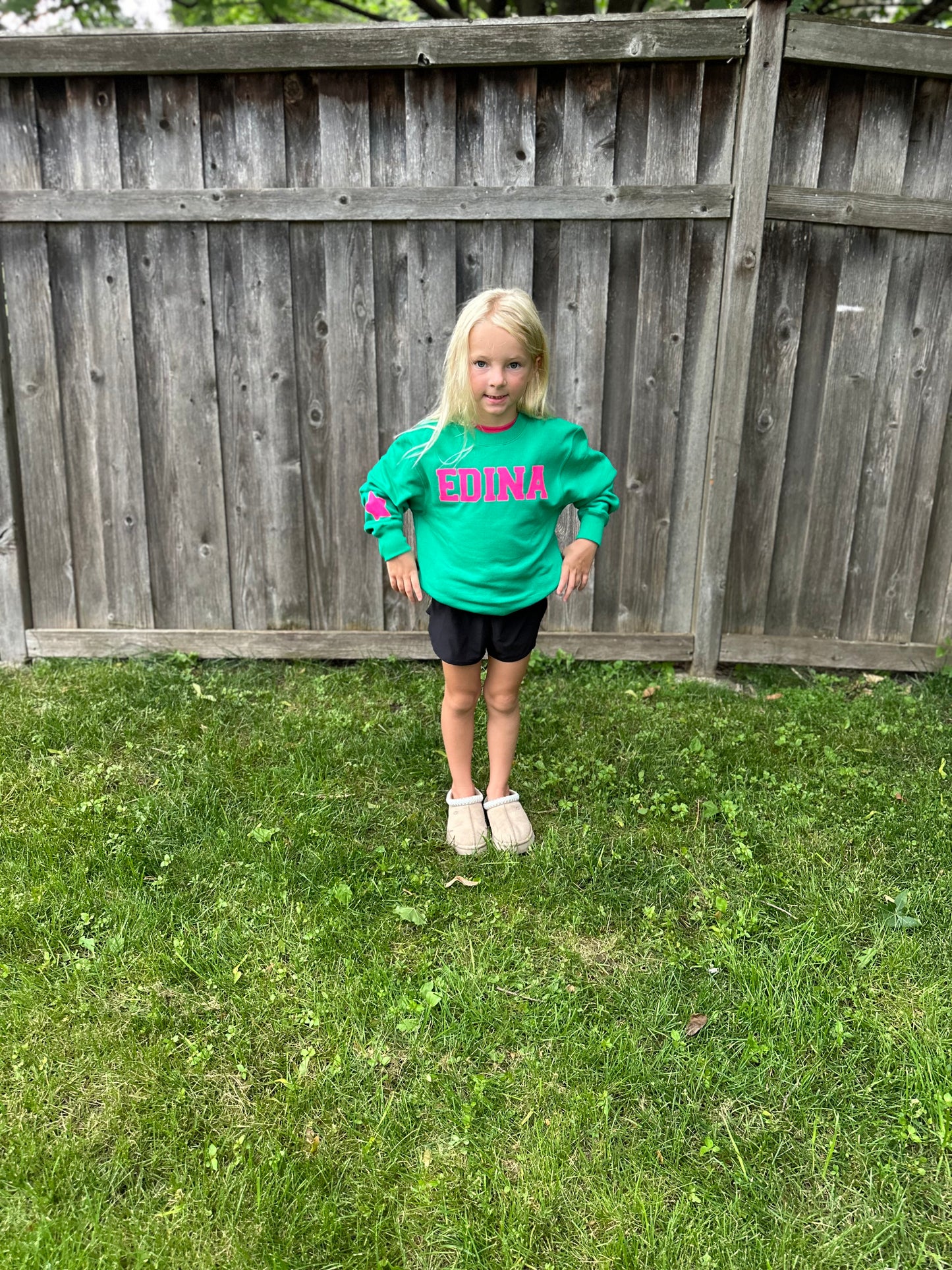 Youth Crewneck Hot Pink Edina + Star