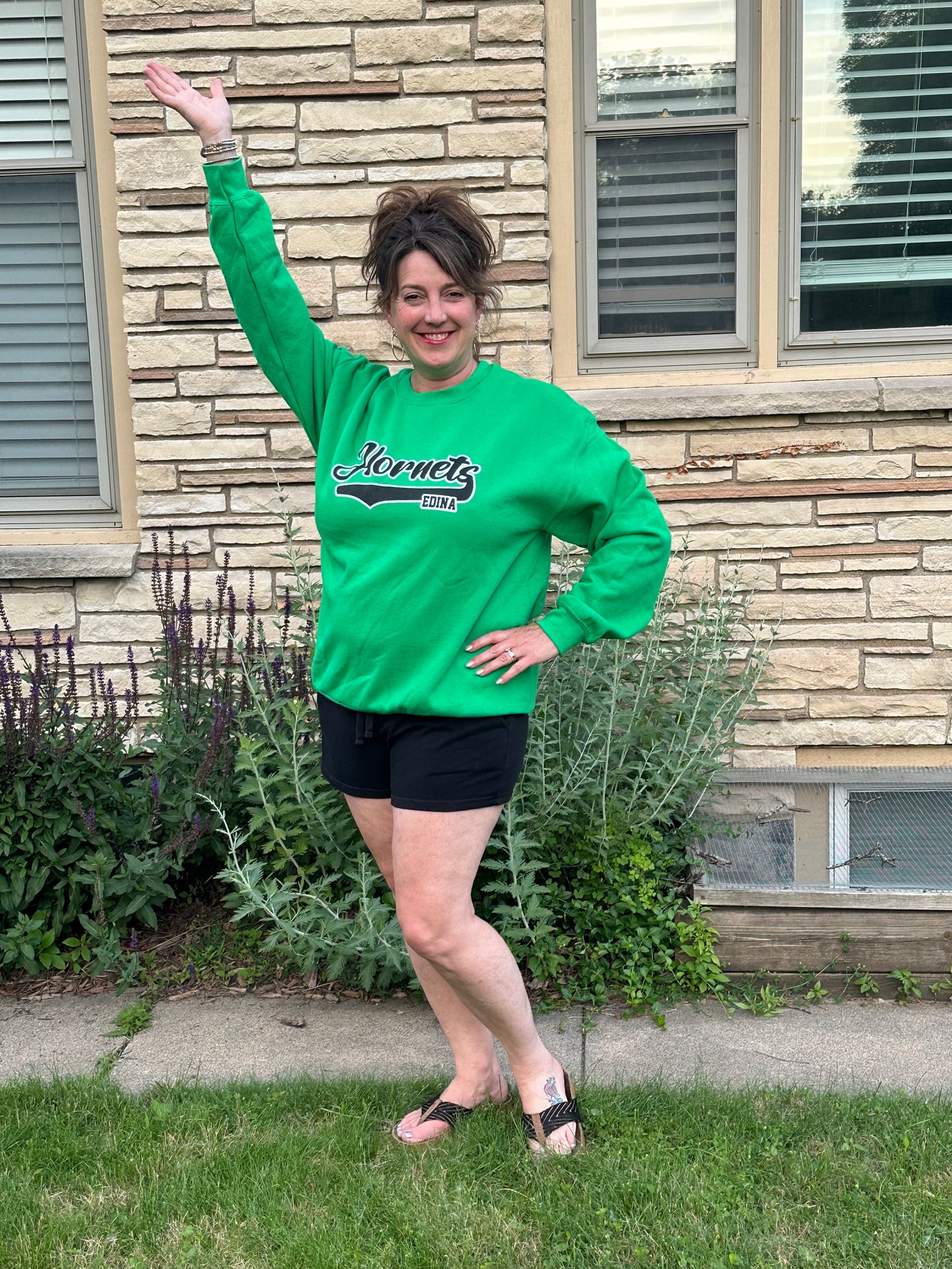 Adults Hornets Crewneck