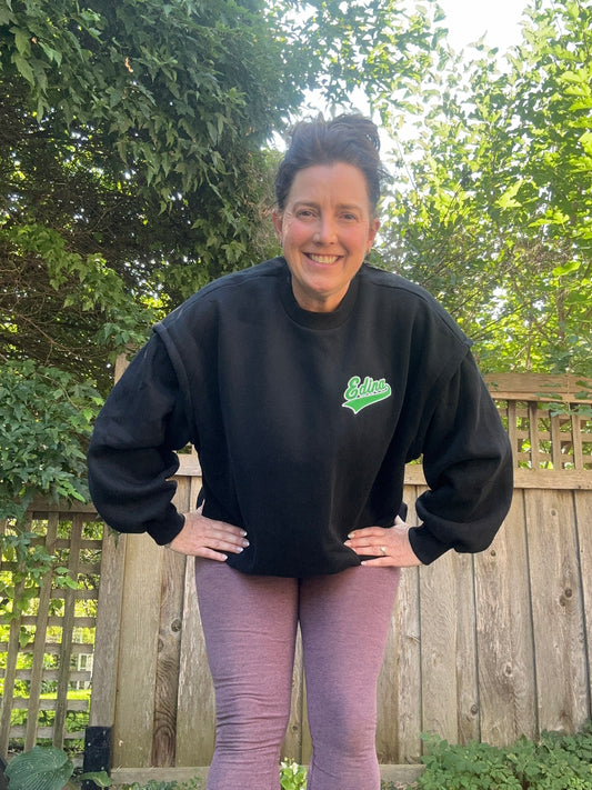 Embroidered Edina Thicker Sweatshirt Fun sleeve